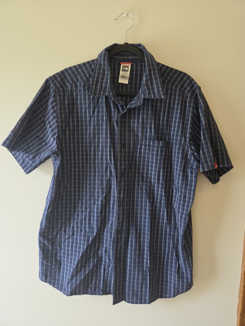 The North Face Men's Navy Blue Plaid Short-Sleeve Button-Down Shirt